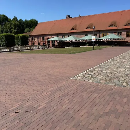 בית כפרי In Der Orangerie Auf Dem Schlossgut *